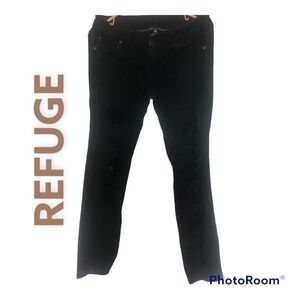 REFUGE BLACK DENIM DISTRESSED JEANS